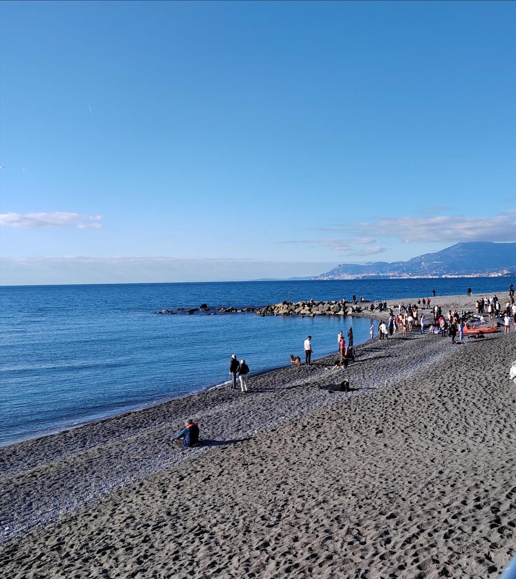 Casa Serena Bordighera Buitenkant foto